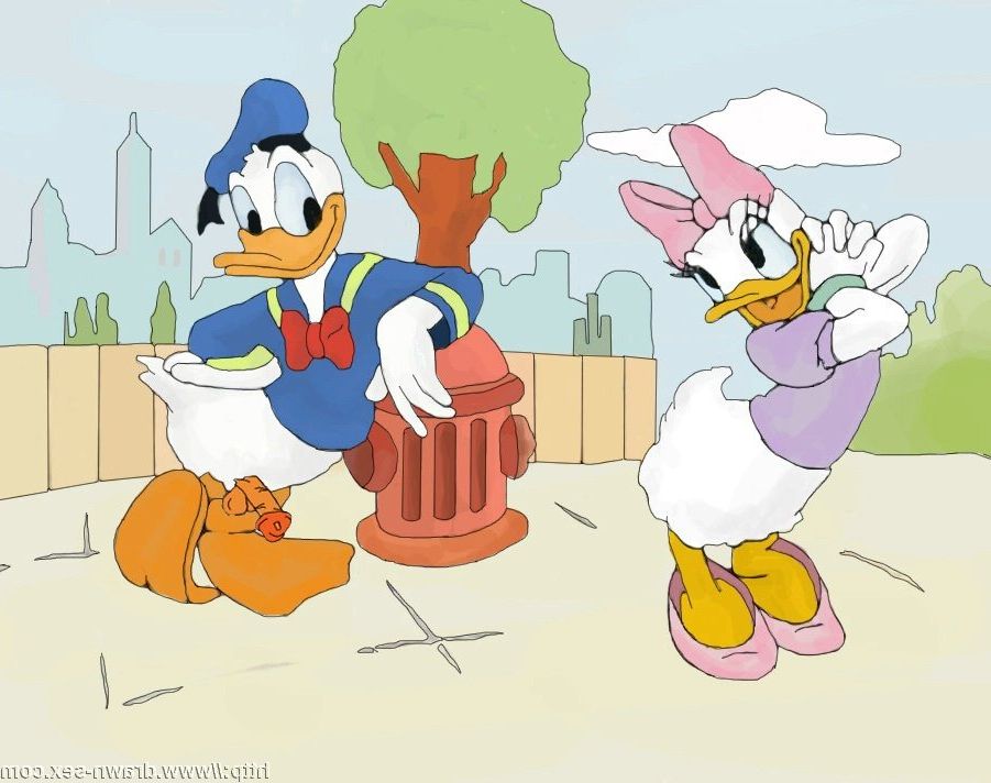 mickey-and-donald-house-sex image_37380.jpg